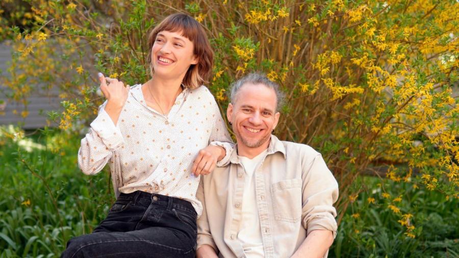 Markus Castro und Ronja Junicke bei einer GFK-Ausbildung im Freien